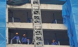 Bị đề nghị tước giấy phép xây dựng, Mỹ Sơn Tower vẫn thi công