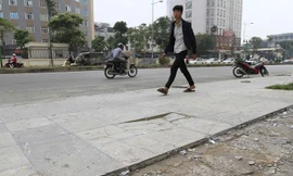 Sau nhiều sai phạm, Hà Nội cho ra quy trình lát đá vỉa hè mới