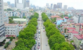 Vấn đề ùn tắc giao thông trên địa bàn Hà Nội luôn là vấn đề nhức nhối của cả lãnh đạo vào người dân, cho nên những công trình mở đường, mở rộng tuyến đường, xây cầu là những thứ mọi người quan tâm nhất trong năm 2018.