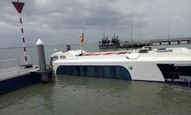 TP.HCM trục vớt tàu cao tốc C3 để tìm nguyên nhân sự cố