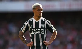 MU chấp nhận đình chỉ ngôi sao đắt giá vì áp lực dư luận