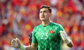 Thủ môn Đặng Văn Lâm, tiền vệ Lee Nguyen gửi lời chúc đội tuyển Việt Nam