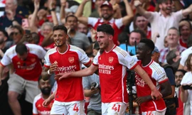 Arsenal đánh bại MU bằng 3 tuyệt phẩm