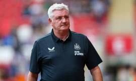 HLV Steve Bruce mơ dẫn dắt MU