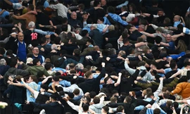 Đội nhà thua Man City, người hâm mộ Tottenham vẫn ăn mừng đầy hả hê