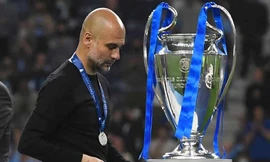 Pep Guardiola trả giá đắt vì quyết định khó hiểu.