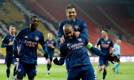 Thắng đậm Slavia Praha, Arsenal tái lập thành tích tồn tại 89 năm