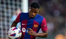 Người kế thừa số 10 của Messi rời Barcelona trong tủi hổ