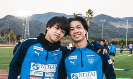 Công Phượng tiếp tục mất hút dù Yokohama FC xuống hạng 2 Nhật Bản