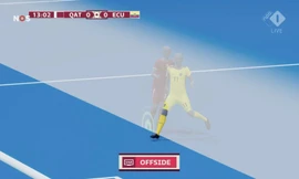 Tại sao VAR hủy bàn thắng sớm của Ecuador trước Qatar?