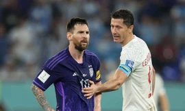 Lewandowski thừa nhận muốn thi đấu cùng Messi