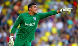 Tuyển Philippines triệu tập thủ môn khủng đấu tuyển Việt Nam