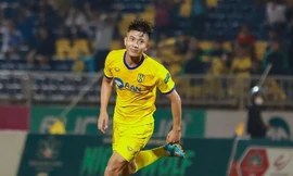 Ngôi sao Phan Văn Đức chính thức rời SLNA