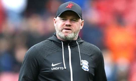 Wayne Rooney chính thức bị CLB hạng Nhất Anh sa thải sau 3 tháng