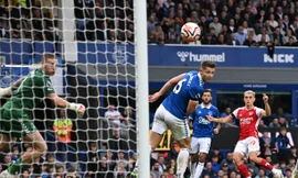 Arsenal thắng nhọc Everton 1-0