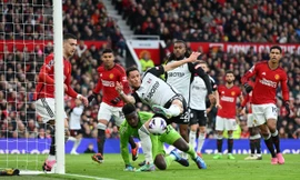 MU thua trên sân nhà trước Fulham 