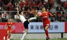 Công Phượng vào sân thay người vỏn vẹn 17 phút đã bị thay ra ở Yokohama FC