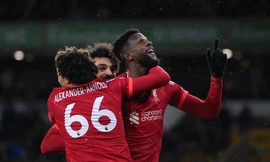 Divock Origi ghi bàn phút chót, Liverpool vượt mặt Chelsea