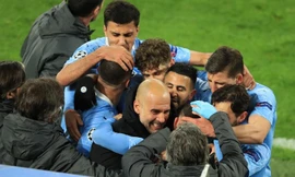 Man City vào bán kết Champions League, HLV Guardiola bắt kịp Mourinho