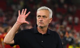 PSG gây sốc, mời HLV Mourinho về dẫn dắt Messi