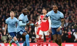 Bị Brentford chia điểm trên sân nhà, ngôi đầu của Arsenal bị đe dọa