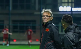 Báo Hàn Quốc ngỡ ngàng khi VFF không mất tiền đền bù cho HLV Troussier
