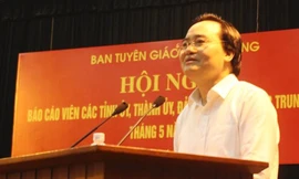 Bộ trưởng Bộ GD-ĐT Phùng Xuân Nhạ