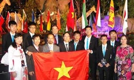 Sáu học sinh Việt Nam giành huy chương Olympic Khoa học trẻ