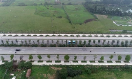 Cận cảnh tuyến đường nghìn tỷ nối liền Vành đai 3 với Cầu Bươu vừa thông xe