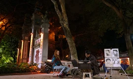 Mưu sinh trong đêm lạnh dưới 10 độ C ở Hà Nội