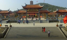 Chùa Đại Tuệ Nghệ An - chốn tín ngưỡng tâm linh nắm giữ nhiều kỷ lục bậc nhất Việt Nam