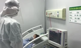 Chăm sóc bệnh nhân trong phòng cách ly nghi nhiễm virus corona có gì đặc biệt?