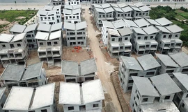 Toàn cảnh khu 26 biệt thự 'khủng' không phép giữa Thủ đô 