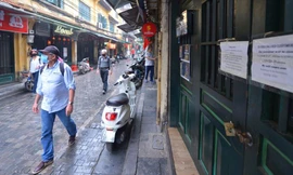 Hàng quán đóng cửa, biển cho thuê mặt bằng khắp nơi trong mùa dịch