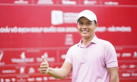 Golfer Tăng Nhơn Phú: 'Tôi nỗ lực thi đấu, cố gắng điều tiết cảm xúc để có vòng đấu bùng nổ'