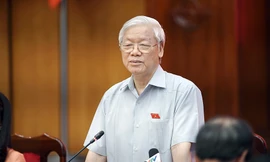 Tổng Bí thư: Không chỉ chống tham nhũng mà phải chống cả lãng phí nữa