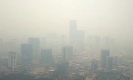 Bầu trời Hà Nội mịt mù trong những ngày ô nhiễm không khí ở mức nguy hại