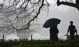 Thời tiết nồm ẩm, trời mù, tầm nhìn hạn chế trong ngày đầu tuần