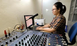 Những bóng hồng 'loa phường' trong cuộc chiến chống COVID 