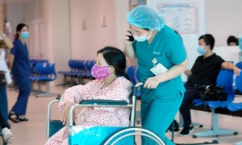 Cận cảnh khoa sản bệnh viện Thanh Nhàn bảo vệ sản phụ giữa dịch COVID-19