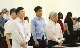 Các bị cáo tại phiên phúc thẩm.