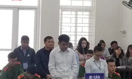 Các bị cáo tại tòa.