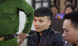 Bị cáo Ngô Bá Khá phải nhận 10 năm 6 tháng tù.