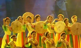 Lễ hội trăng rằm Bắc Ninh thắp sáng ước mơ trẻ thơ