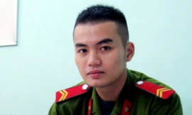 Tấm gương phục vụ dân của hai chiến sĩ công an