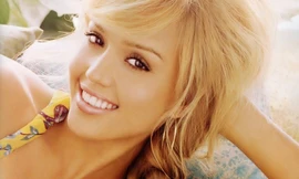 Cô gái có khuôn mặt đẹp nhất nước Anh