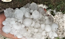 Mưa đá, dông lốc liên tục gây thiệt hại nặng ở các tỉnh miền núi phía Bắc