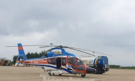 Phó Thủ tướng Trịnh Đình Dũng yêu cầu công tác cứu trợ phải khẩn trương hơn và phải đến tay người dân.