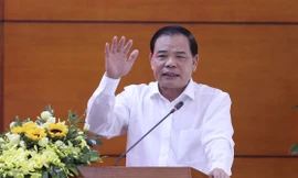 Bộ trưởng Nông nghiệp: 'Soi kính hiển vi' cũng không thấy sản phẩm chăn nuôi xuất khẩu