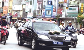 Khoán xe công: Sáu năm, chỉ một người thực hiện